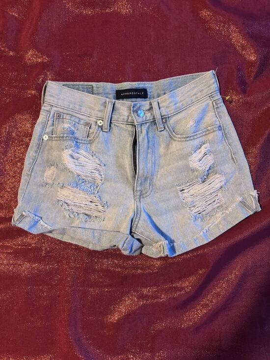 Aeropostale Pants - Aeropostale Denim Shorts Womens 0 Mom Short Distressed Light Wash High Rise
